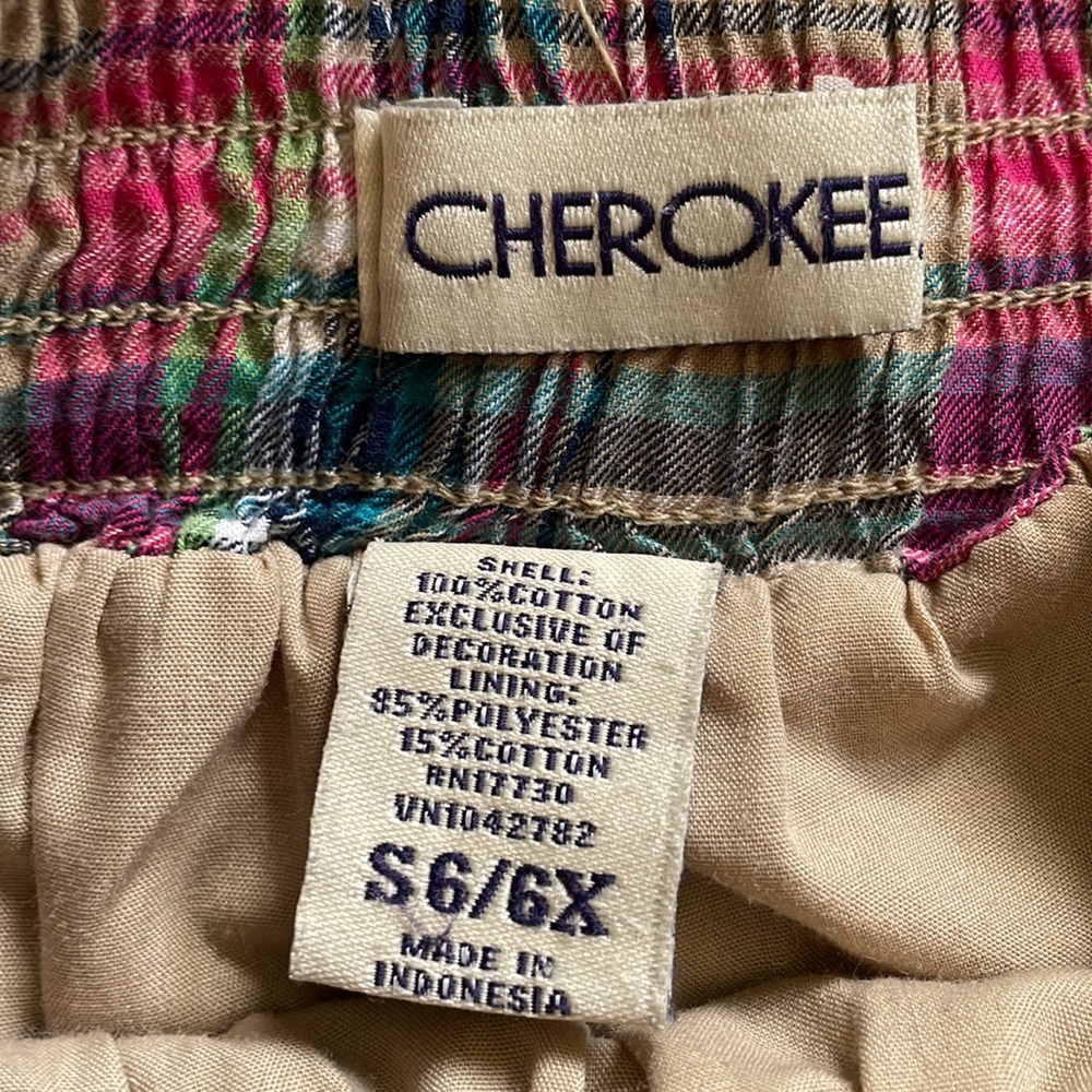Cherokee tan, pink & blue plaid skirt. Girls size small 6 - 6x - Picture 2 of 8